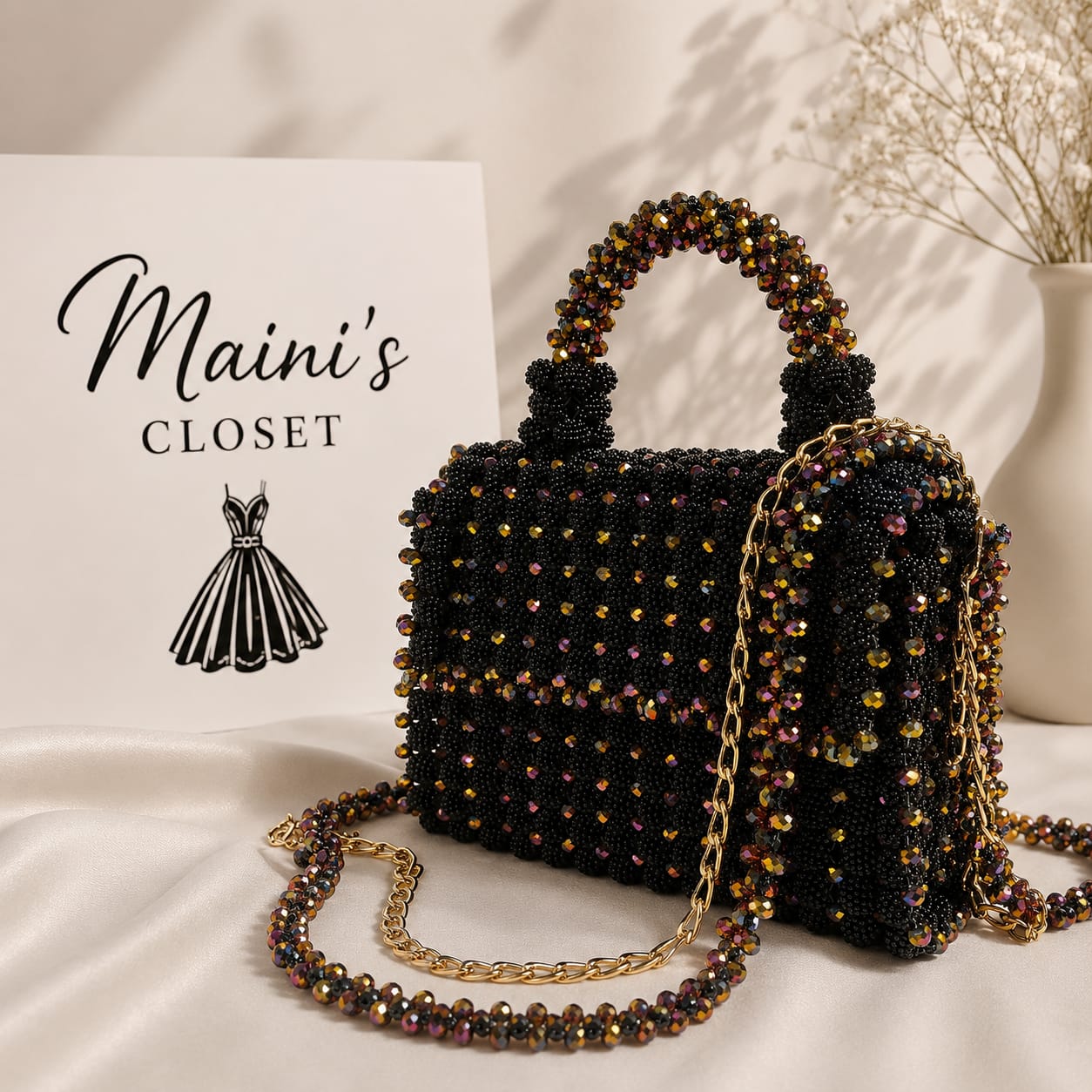 Handmade bag of two colour pearls