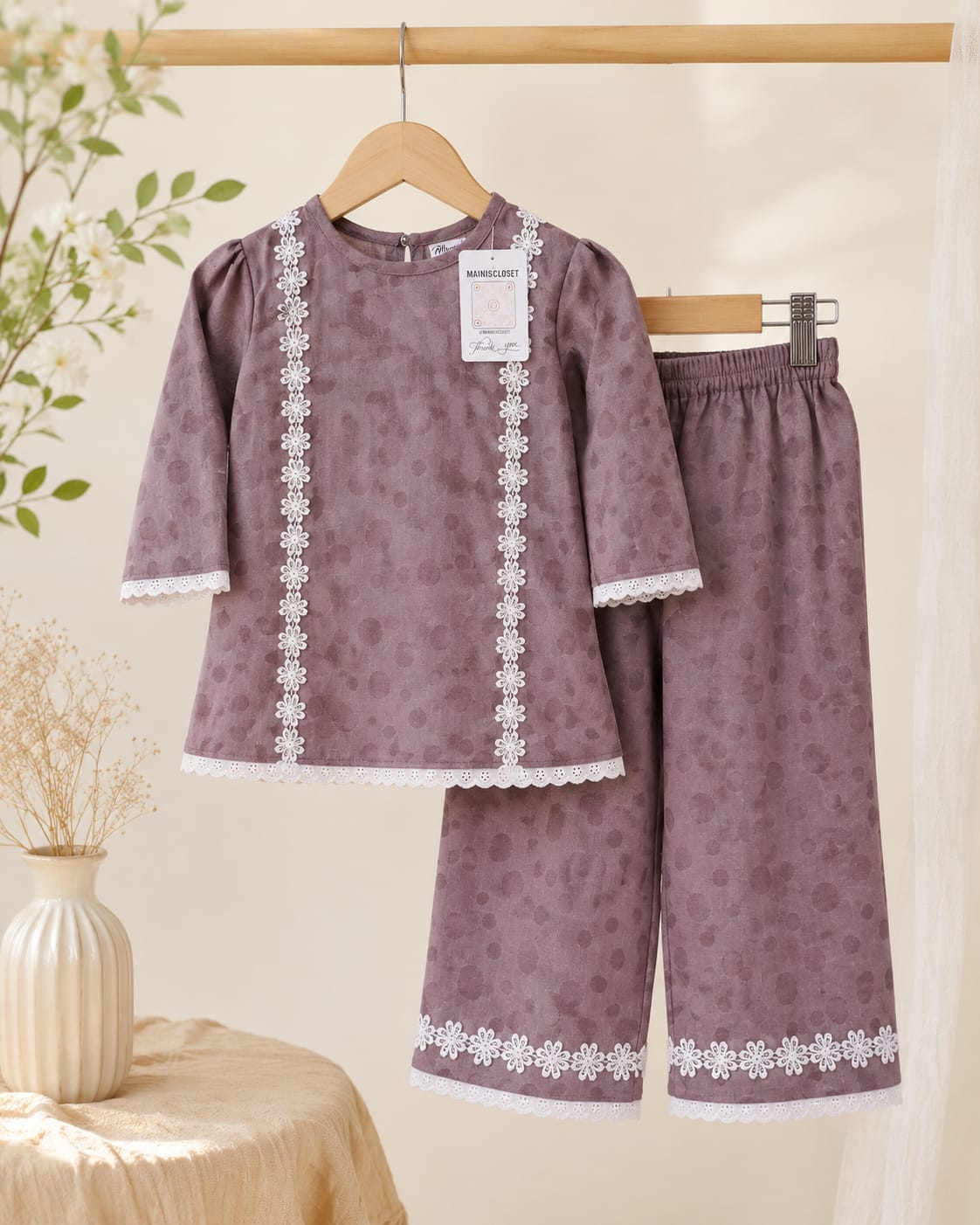 LILAC clour 2 piece dress.
